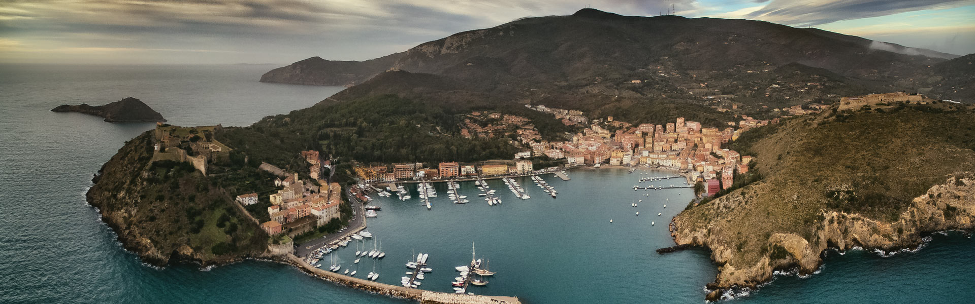porto-ercole-vista-front-