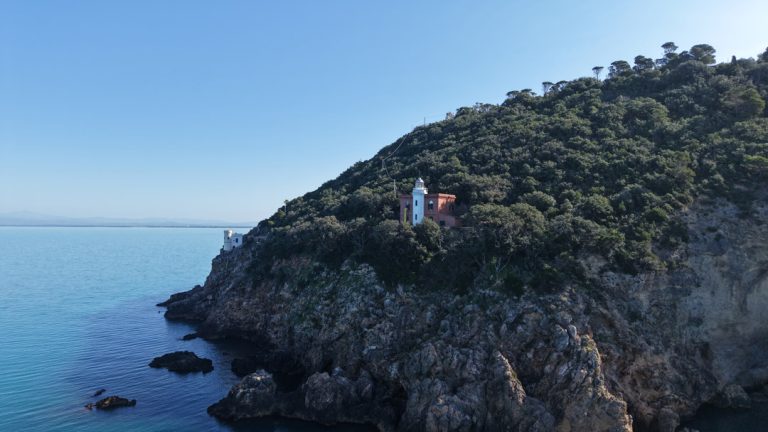 faro-nuovo-vecchio